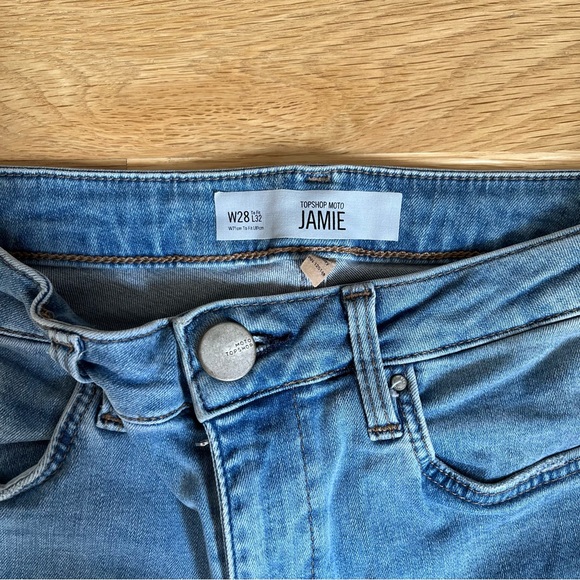 Topshop High Waisted Jeans - Picture 4 of 6